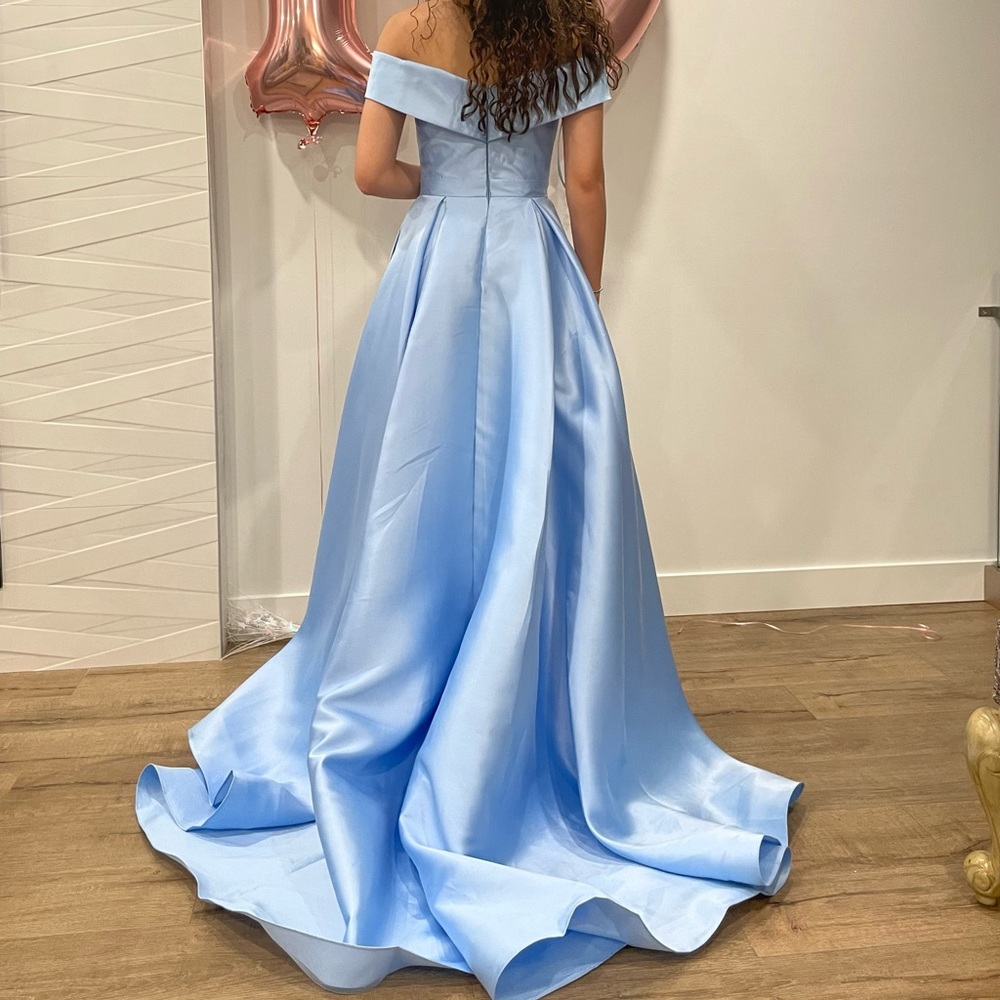 Beautiful prom dress